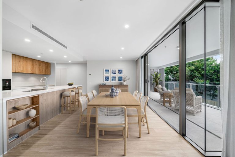 148293183__1747623678-65185-DININGOTP206.26SecondAvenueMaroochydore-3